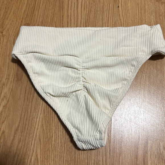 Montce Cream Rib Tamarindo Bikini bottom - Picture 2 of 2